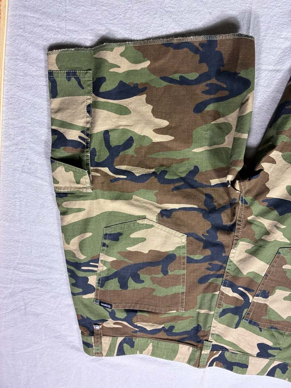 Brixton Fleet Cargo Shorts Size 36 Camo - Picture 8 of 10